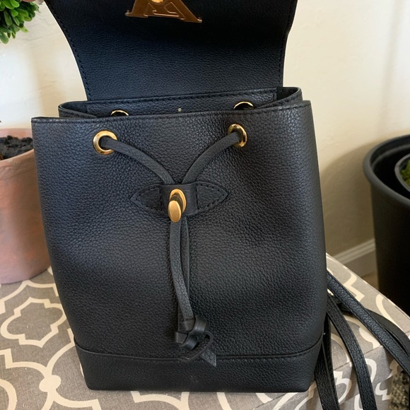 ✨repost✨Louis Vuitton Mini Backpack Lockme - Picture 9 of 16